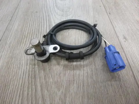ABS SENSOR VOOR Suzuki GSR 600 2006 - 2009