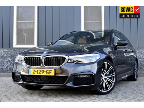 BMW 5 Serie Touring 530i M-Sport Rijklaarprijs-Garantie Panoramadak Leder Interieur Led Head-Up Trek