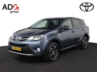 Toyota RAV4 2.0 Style 4WD | Trekhaak | Parkeersensoren | Elektrische Achterklep | Cruise Control |