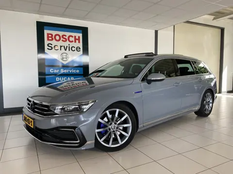 Volkswagen Passat Variant 1.4 TSI PHEV GTE Business Panodak / Trekhaak / Alcantara bekleding / elec 