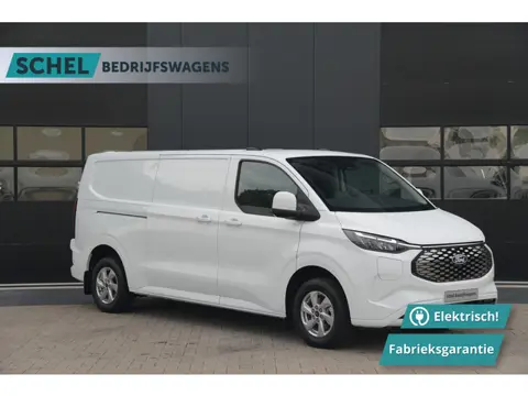 Ford E-Transit Custom 320 L2H1 Limited 71 kWh 218pk - 2x Schuifdeur - Trekhaak - Camera - Carplay - 