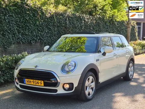 Mini Clubman Panorama Apple CarPlay Automaat Keyless NL NAP B38 1.5 Cooper