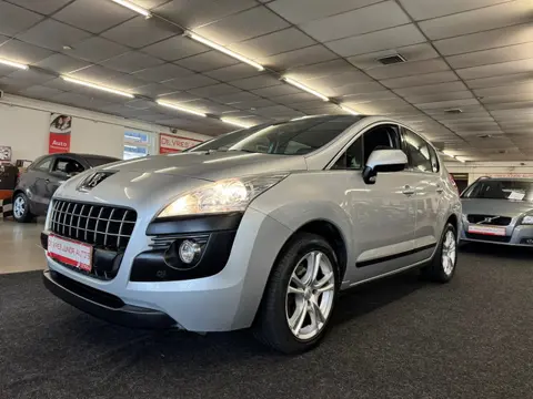 Peugeot 3008 1.6 VTi ST. Nwe apk bij aflevering, netjes onderhouden en alle opties!