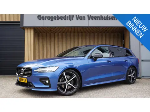 Volvo V60 2.0 163pk B3 R-Design Leder 19inch LM Stoel/Stuurwiel VW. Trekhaak Keyless LED Adaptive Cr