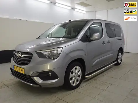 Opel Combo Tour 1.2 Turbo L2H1 Edition 7PERS+Navigatie +Led+stuur-verw+Parkeerhulp+=31-DECEMBER 2019
