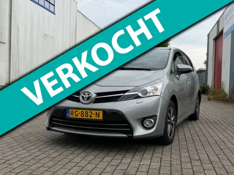 Toyota Verso 2.0 D-4D Business Pano/Navi/Clima/Pdc/Cruise