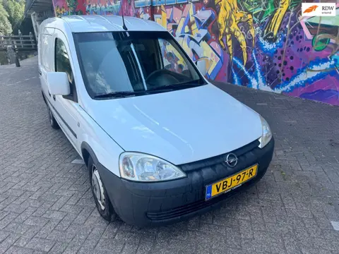 Opel Combo 1.4-16V Base 500 kg.benzine super netjes met schuifdeur stuurbekrachtiging bouwjaar 2011.