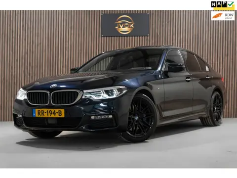 BMW 5-serie 530i M Sport PANO LEDER LED