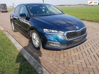 Skoda Octavia 2.0 TDi 110kW DSG7 AMBITION CLIMA NAVI ** 14499 NETTO **