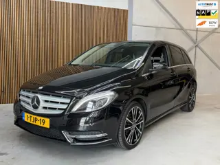 Mercedes-Benz B-klasse 180 Ambition | AUTOMAAT | LEER | NAVI |