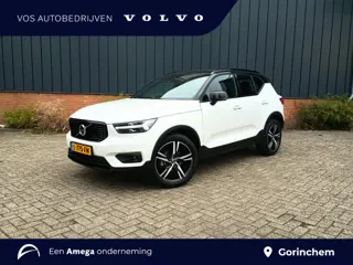 Volvo XC40 T3 Aut. R-Design |Trekhaak|Schuifdak|Elektr. verstelbare stoelen| 360 Camera|Standkachel|