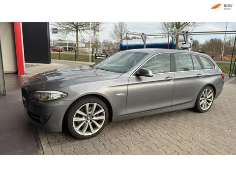 BMW 5-serie Touring 520i Executive LEER/airco/CRUISE/navi
