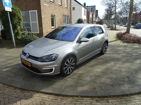 Volkswagen Golf 1.4 TSI GTE