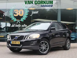 Volvo XC60 2.4D AWD Momentum Navi / Airco / Stoelverw / Leder / Cruise / Trekh / Pdc /  Netjes onder