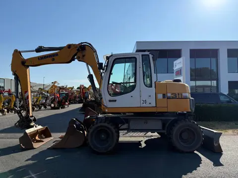 Liebherr A311 | A/C (bj 2012)