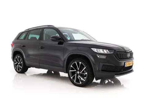 Škoda Kodiaq 1.5 TSI Business Edition (INCL-BTW) *LEATHER-FABRIC | FULL-LED | DIGI-COCKPIT | CAMERA 