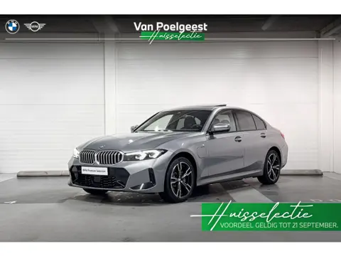 BMW 3 Serie Sedan 330e | M Sportpakket | Comfort Pack | Huisselectie