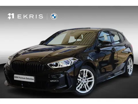 BMW 1 Serie 5-deurs 118i | M Sportpakket | Parkeersensoren | Cruise Control | Keyless