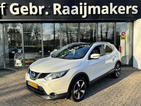 Nissan QASHQAI 1.2 N-Connecta*Navigatie*Panoramadak*