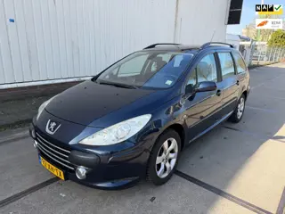 Peugeot 307 Break 1.6 HDiF Premium AIRCO TREKHAAK
