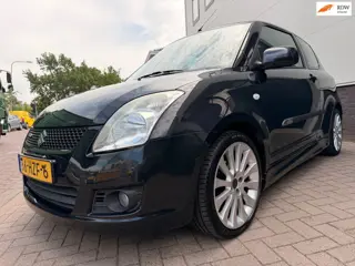 Suzuki Swift 1.5 Exclusive/Sport/Airco/1eigenaar/Keyless Go entry/Elek-pakket/Apk/Nap