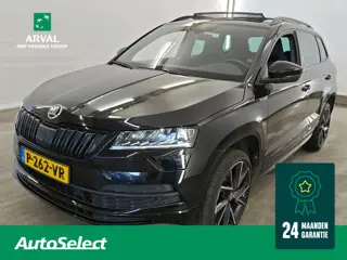 Skoda Karoq 1.5 TSI 150pk Automaat Sportline Business | Panoramadak | Stuur- en Stoelverwarming | Ca