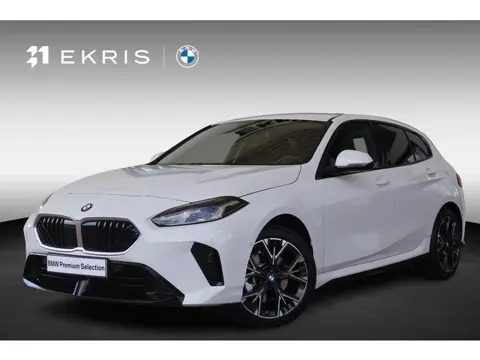 BMW 1-serie 120 M Sport Design Edition | Premium Pack | Driving Assitant | Voorstoelen Verwarmd