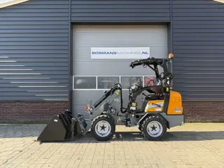 Giant G1500 minishovel NIEUW met klapdak