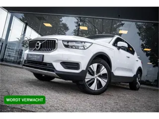 Volvo XC40 T5 Recharge Inscription ** Stoelverwarming ** Navigatie **