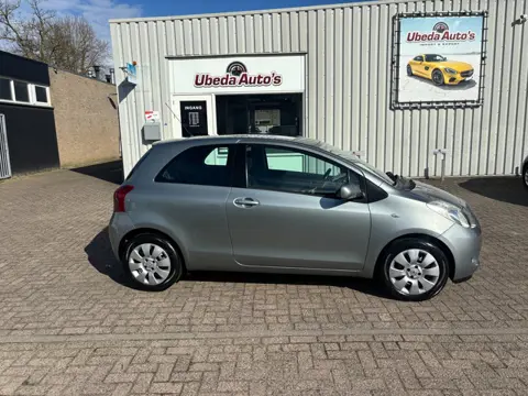 Toyota Yaris 1.3 VVTi Sol--UNIEK--NL AUTO KM 31440 NAP 4999E