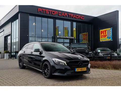 Mercedes-Benz CLA-klasse Shooting Brake 200, 156 PK, Trekhaak, Black pack