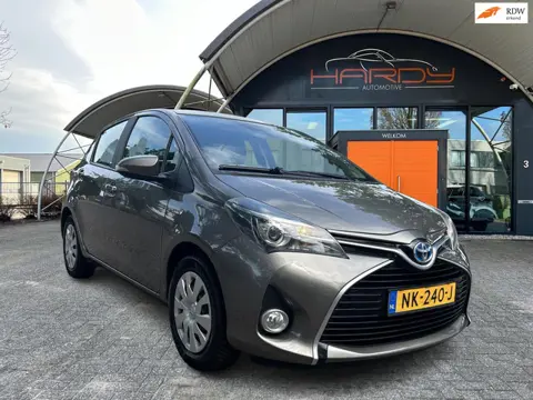 Toyota Yaris 1.5 Hybrid Navigatie Camera Dealer Onderhouden Rijklaarprijs!