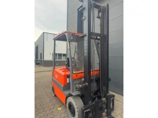Toyota FBMF25 2,5 ton elektrische heftruck (bj 2004)