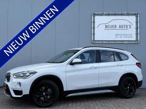 BMW X1 xDrive20i High Executive Automaat Navigatie/Trekhaak/Camera.