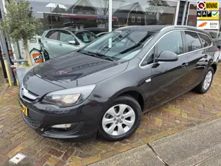 Opel Astra Sports Tourer 1.4 Turbo Edition,trekhaak,navigatie