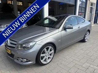 Mercedes-Benz C-Klasse Coupé 180 NL AUTO/PANORAMA/LEDER