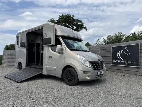 Renault Master | HORSETRUCK | KRISMAR | STALLION 3XL | 2017 | 100.000KM | HENGST | 3-SEAT | L3 | 170