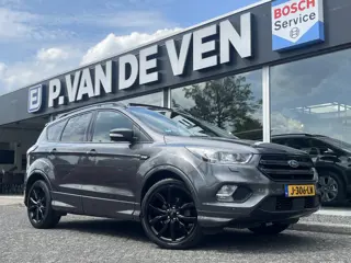 Ford Kuga 1.5 EcoBoost ST Line 150pk/110kW 6-bak | Panodak | Trekhaak | Elek. achterklep | Bi-Xenon 