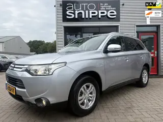 Mitsubishi Outlander 2.0 Business Edition -7 PERSOONS!-AUTOMAAT-1STE EIGENAAR-CLIMA-TREKHAAK-1600 KG