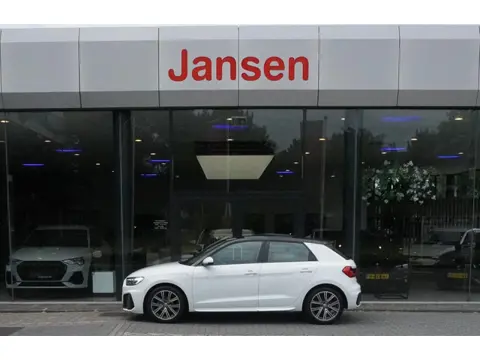 Audi A1 Sportback 25 TFSI S Line Pro Line S | CARPLAY | CRUISE CTRL | NAVI | STOELVERW | LED | 17 IN