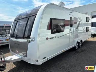 Elddis Avante  868 met stapelbed