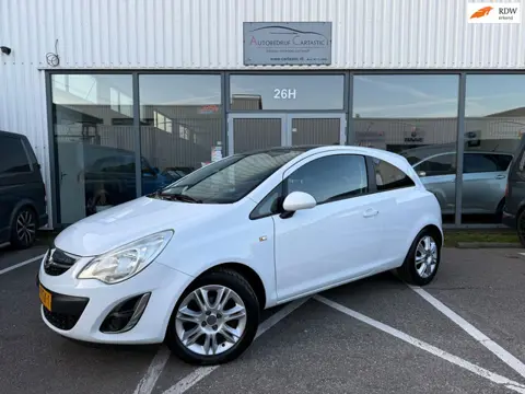 Opel Corsa 1.2-16V Color Edition AIRCO | CRUISE | DEALER ONDERHOUDEN | NAP | APK |