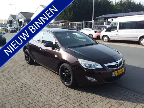 Opel Astra Sports Tourer 1.4 Turbo Edition (bj 2012)