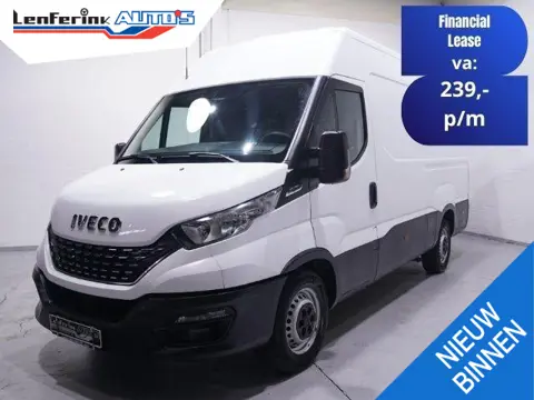 Iveco Daily 35S16 160 pk Aut. L2H2 Trekhaak 3.500 kg Airco ECC, Camera, Cruise Control, PDC achter, 