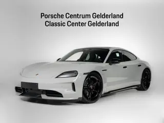 Porsche Taycan 4 Black Edition
