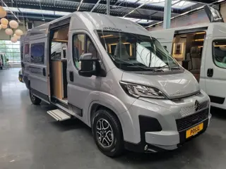 Pössl Summit Shine 600 L E (bj 2026, automaat)