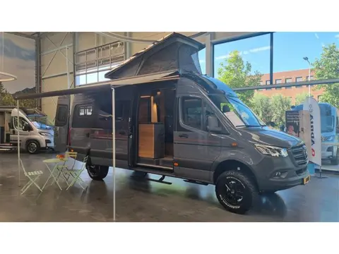 Adria Supertwin 700 SGX (automaat)