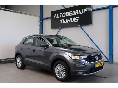 Volkswagen T-Roc 1.5 TSI Style Business Automaat - N.A.P. Airco, Carplay, Navi, PDc, Cruise.