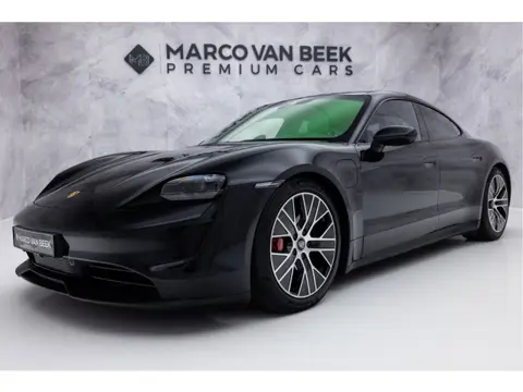 Porsche Taycan 4S Performance 93 kWh | Pano | Bijrijdersdisplay | Stoelventilatie | 360 | Bose