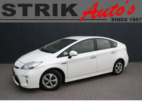 Toyota Prius 1.8 Plug-in Dynamic Business - NAVIGATIE - CAMERA - LEDER